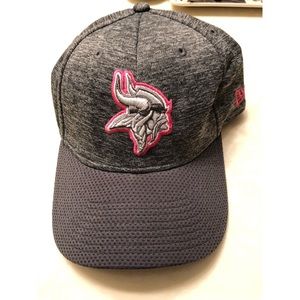 Minnesota Vikings grey/breast cancer awareness hat